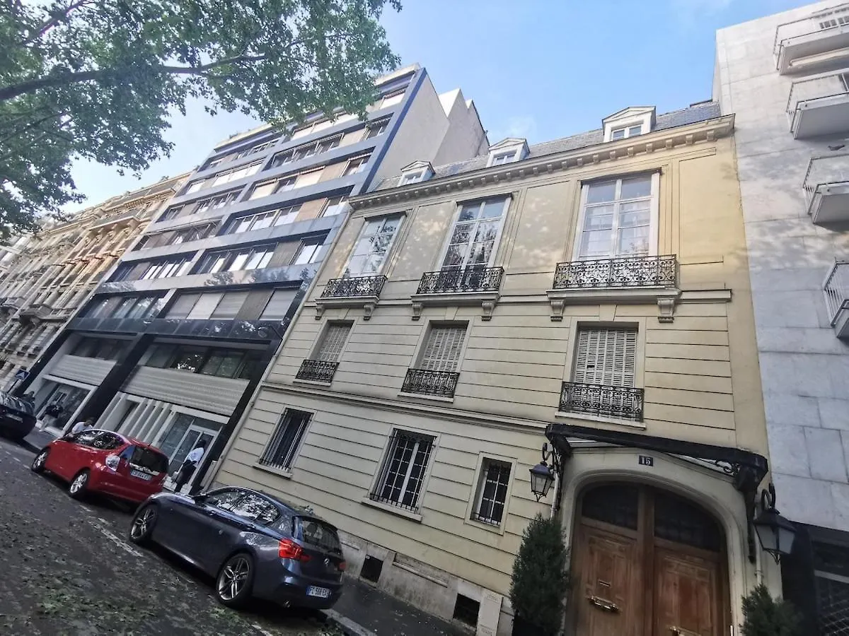 Eiffel Tower, Seine River, Private Apartment, Pont De L'Alma, 2 Min Walk 파리 아파트