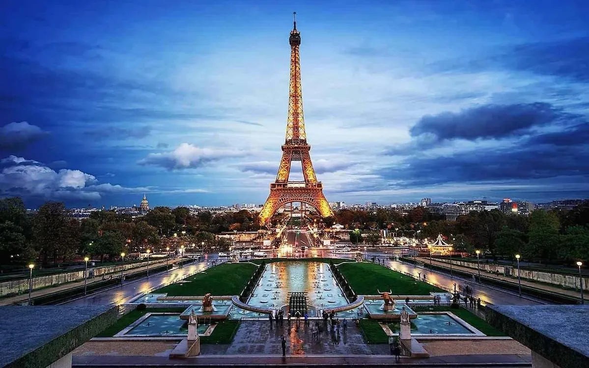 Eiffel Tower, Seine River, Private Apartment, Pont De L'Alma, 2 Min Walk 巴黎